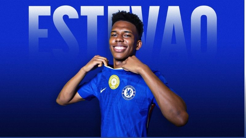Chelsea chi 61 triệu Euro mua Estêvão