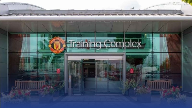 Carrington nỗ lực giữ vững vị thế đào tạo trẻ