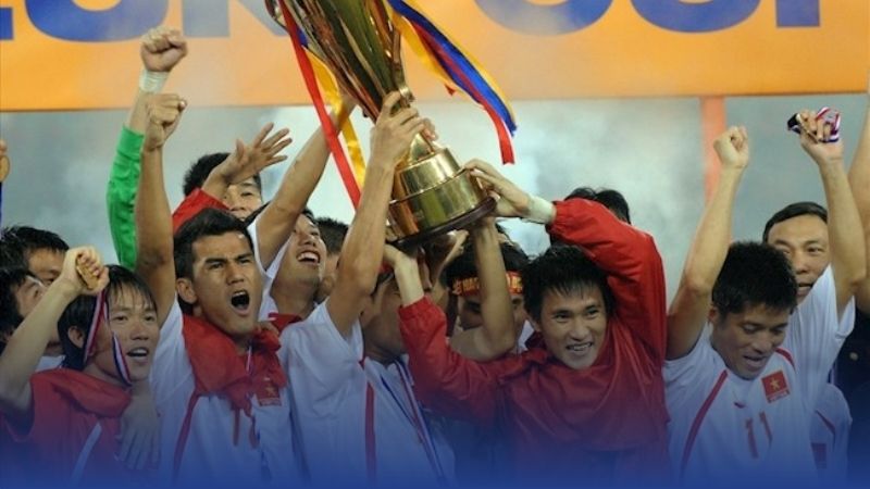 Việt Nam giành bạc SEA Games 1995 và lần đầu vô địch AFF Cup 2008 đầy cảm xúc.