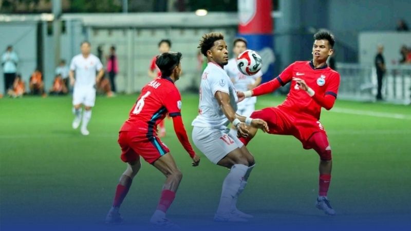 Việt Nam hạ Singapore với tổng tỷ số 5–1, hiên ngang tiến vào chung kết ASEAN Cup.