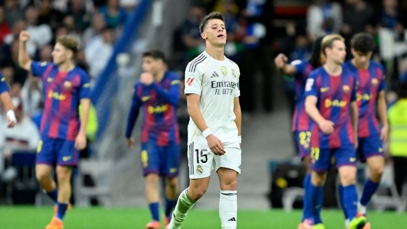 Arsenal, Chelsea và Liverpool tranh giành chữ ký Arda Guler từ Real Madrid.