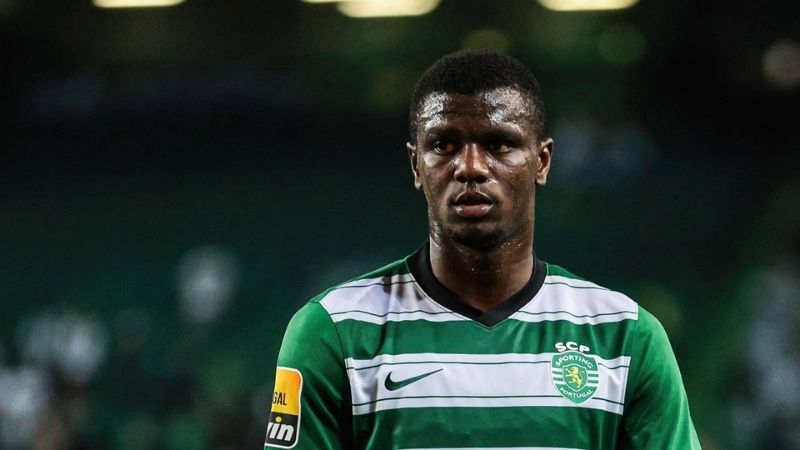 Chelsea dẫn đầu cuộc đua giành trung vệ Diomande trước sự cạnh tranh từ Man Utd.